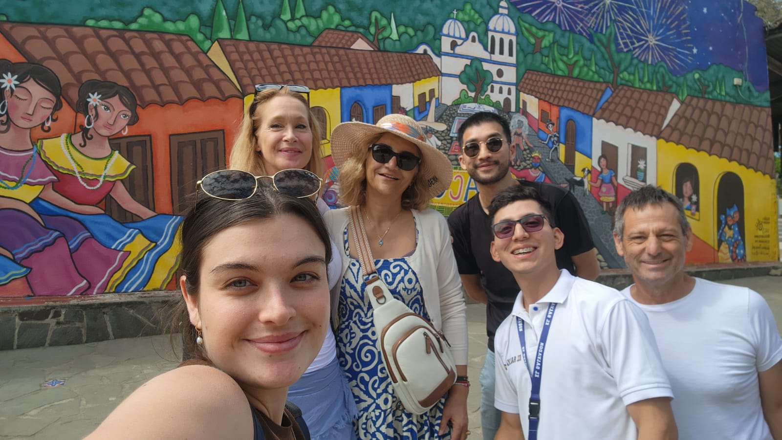 Aventura en Café Albania