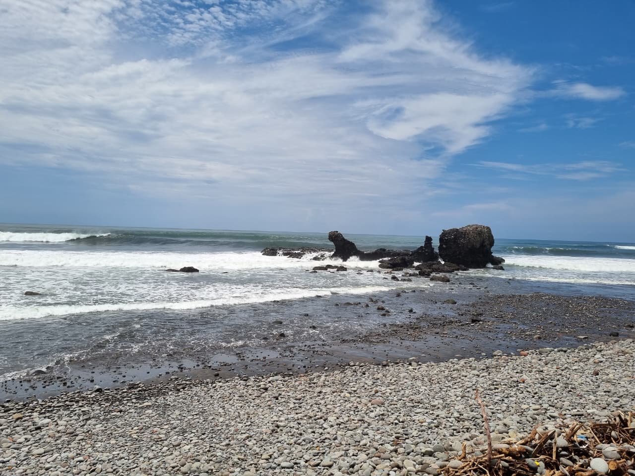 Aventura en las playas de El Salvador